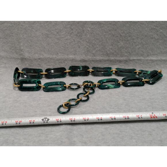 Green Contrast Chain Link Belt Gold‎ Tone Chains Adjustable Acrylic Waist Chain - Picture 1 of 8